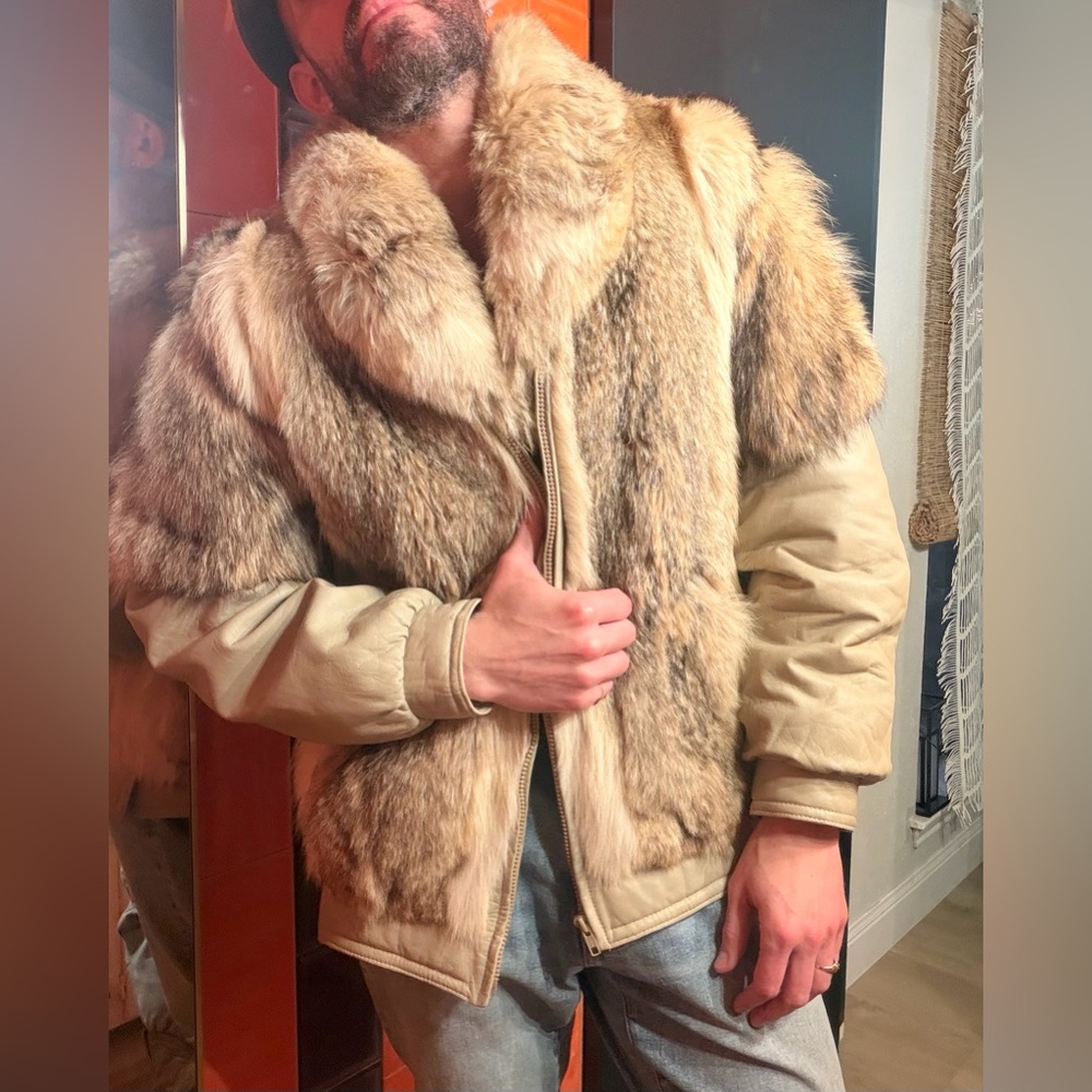 Vintage 70s/80s Genuine Western Coyote Real Fur & Leather Jacket Men’s Women’s
